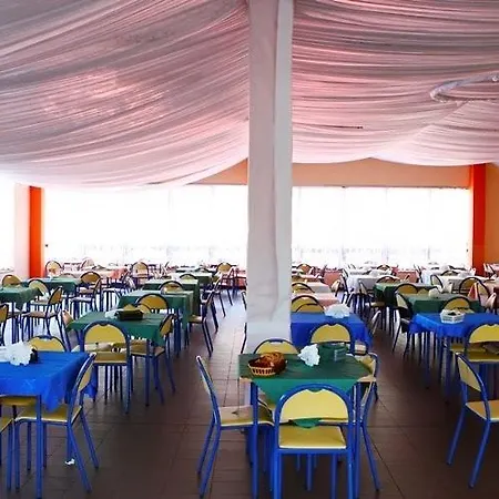 リゾート Tryglaw Natura Tour